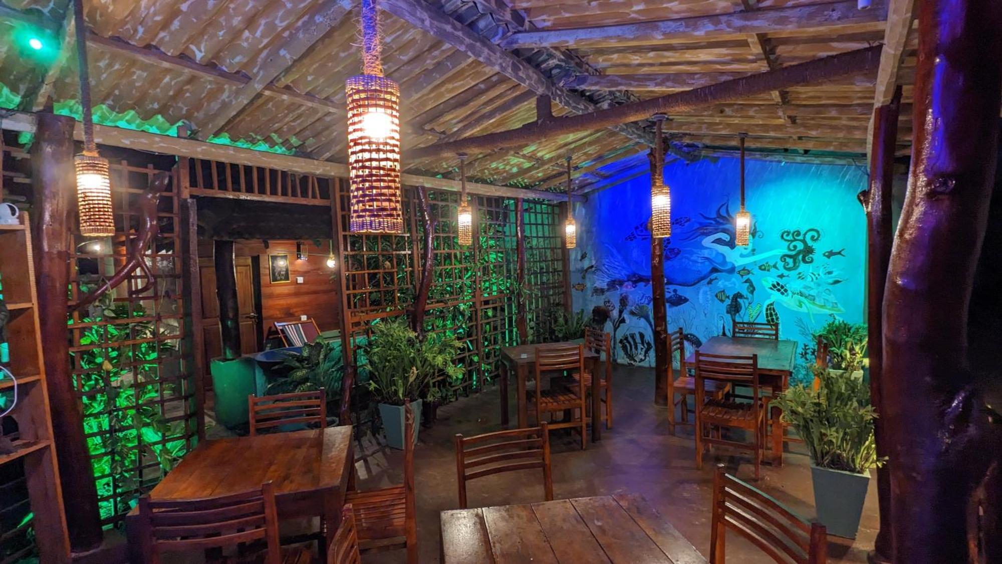 Canoe Beach Resort Tangalle Buitenkant foto