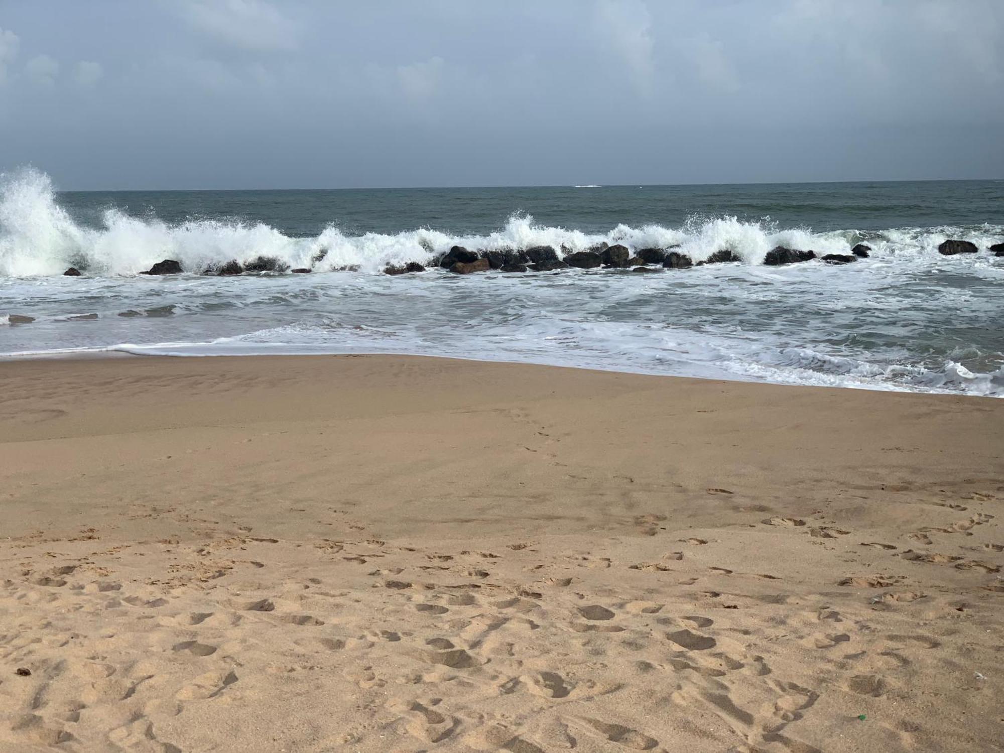 Canoe Beach Resort Tangalle Buitenkant foto
